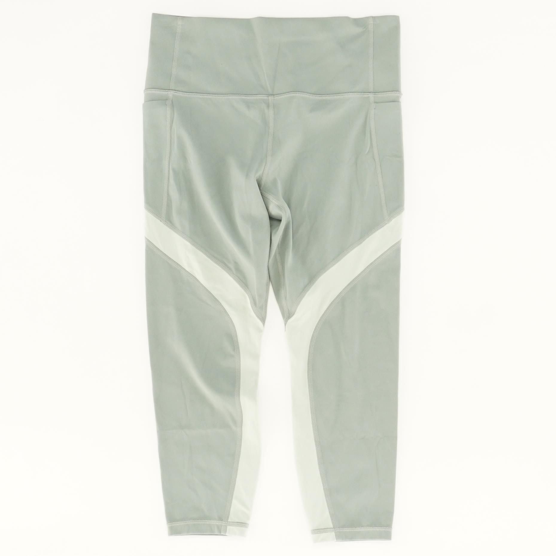 Green Solid Leggings – Unclaimed Baggage