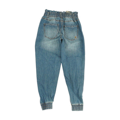 Blue Solid Capri Jeans