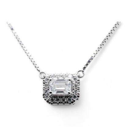 10K White Gold Lab Grown Diamond Pendant Necklace