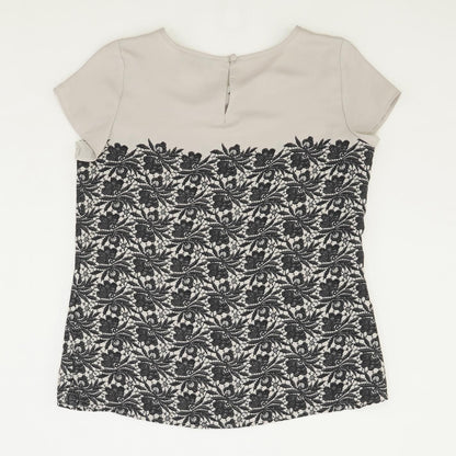 Gray Graphic Short Sleeve Blouse