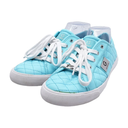 Blue Low Top Athletic Shoes