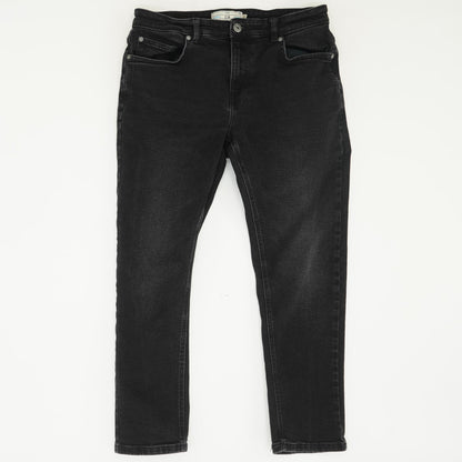 Black Solid Slim Jeans