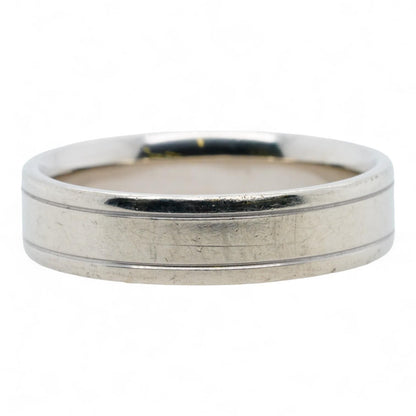 14K White Gold Comfort Fit Grooved Band