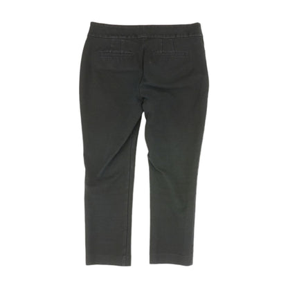 Black Solid Capri Pants