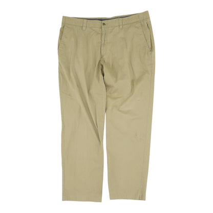 Khaki Solid Chino Pants