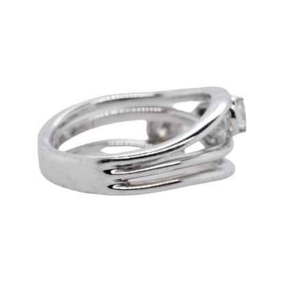 18K White Gold Three Round Diamond Band