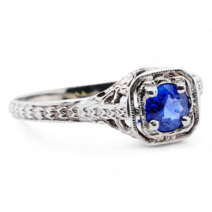 14K White Gold Art Deco Filigree Round Sapphire Band