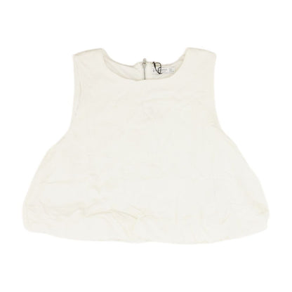 White Solid Sleeveless Blouse