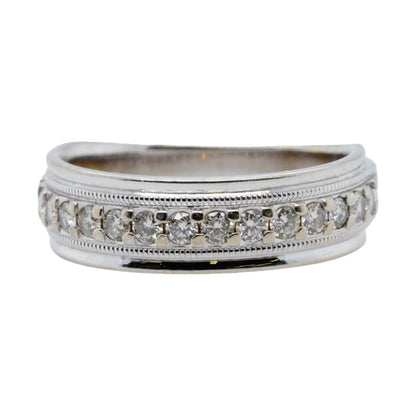 10K White Gold Round Diamond Band