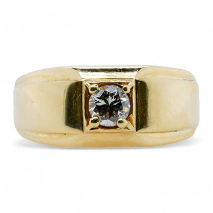 14K Gold Tapered Ring with Round Cut Diamond Center Size 15