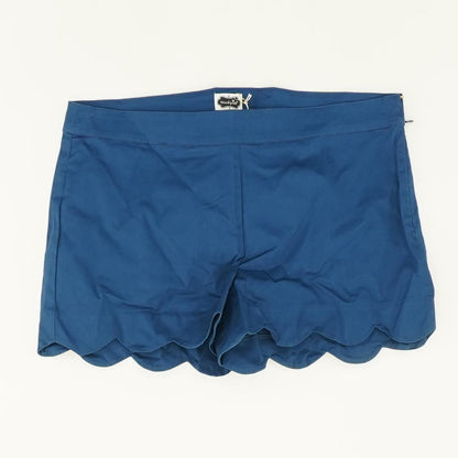 Navy Solid Scallop Chino Shorts