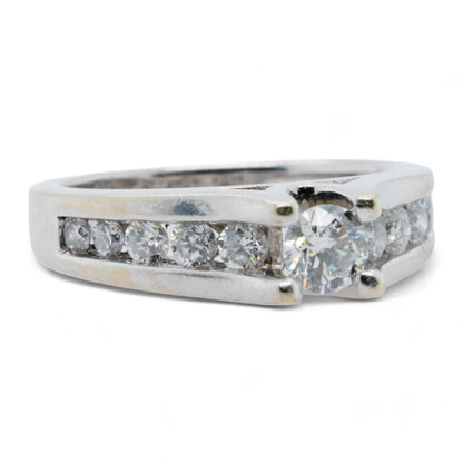 14K White Gold Round Center Diamond Engagement Ring