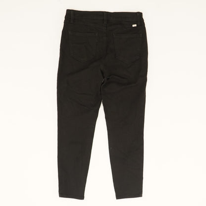 Black Solid Mid Rise Slim Leg Jeans