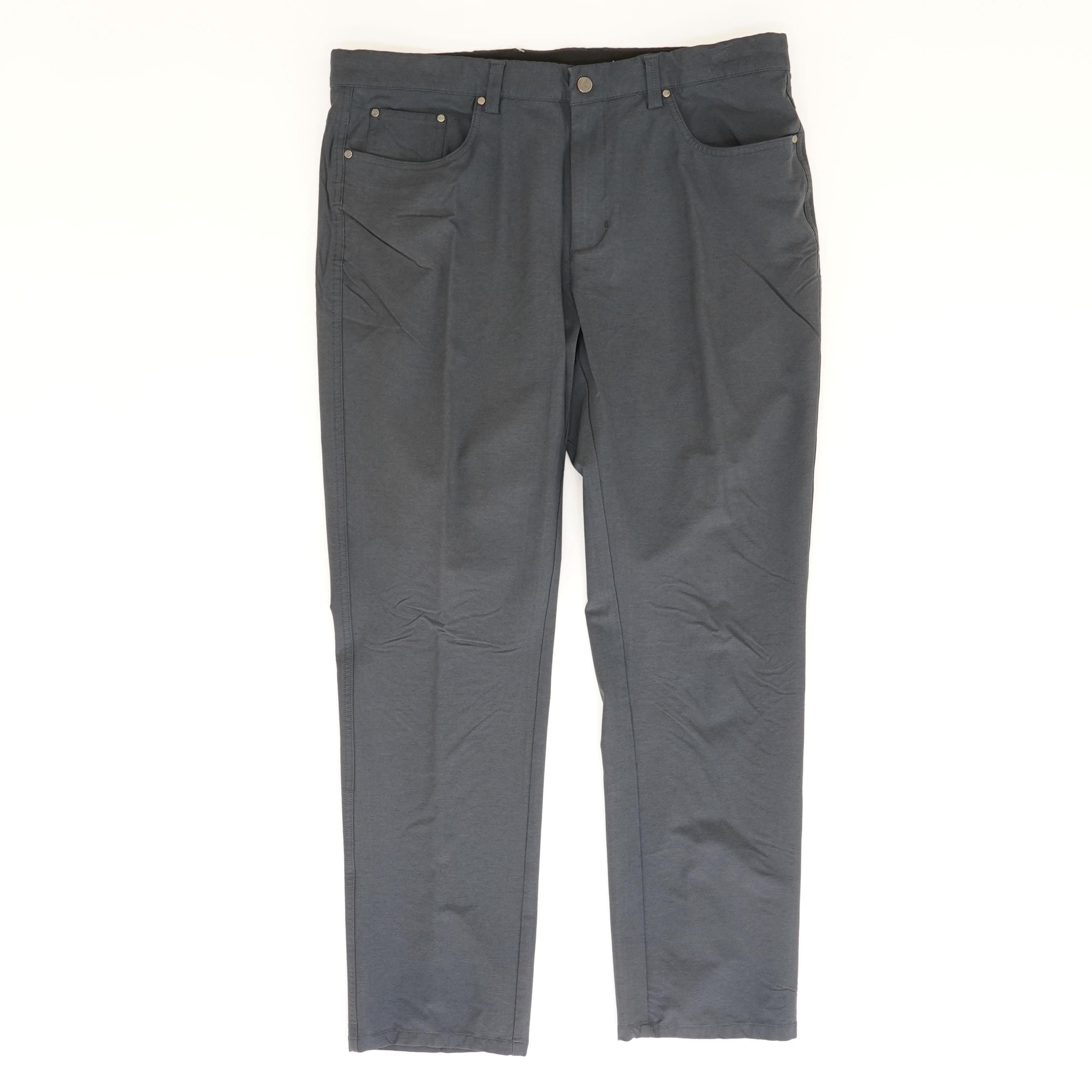 Navy Solid Five Pocket Pants – Unclaimed Baggage