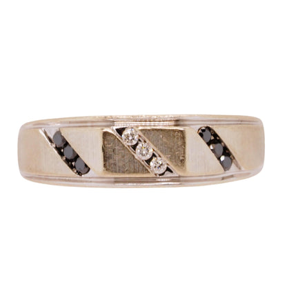 10K White Gold Diagonal White And Black Diamond Tapered Band