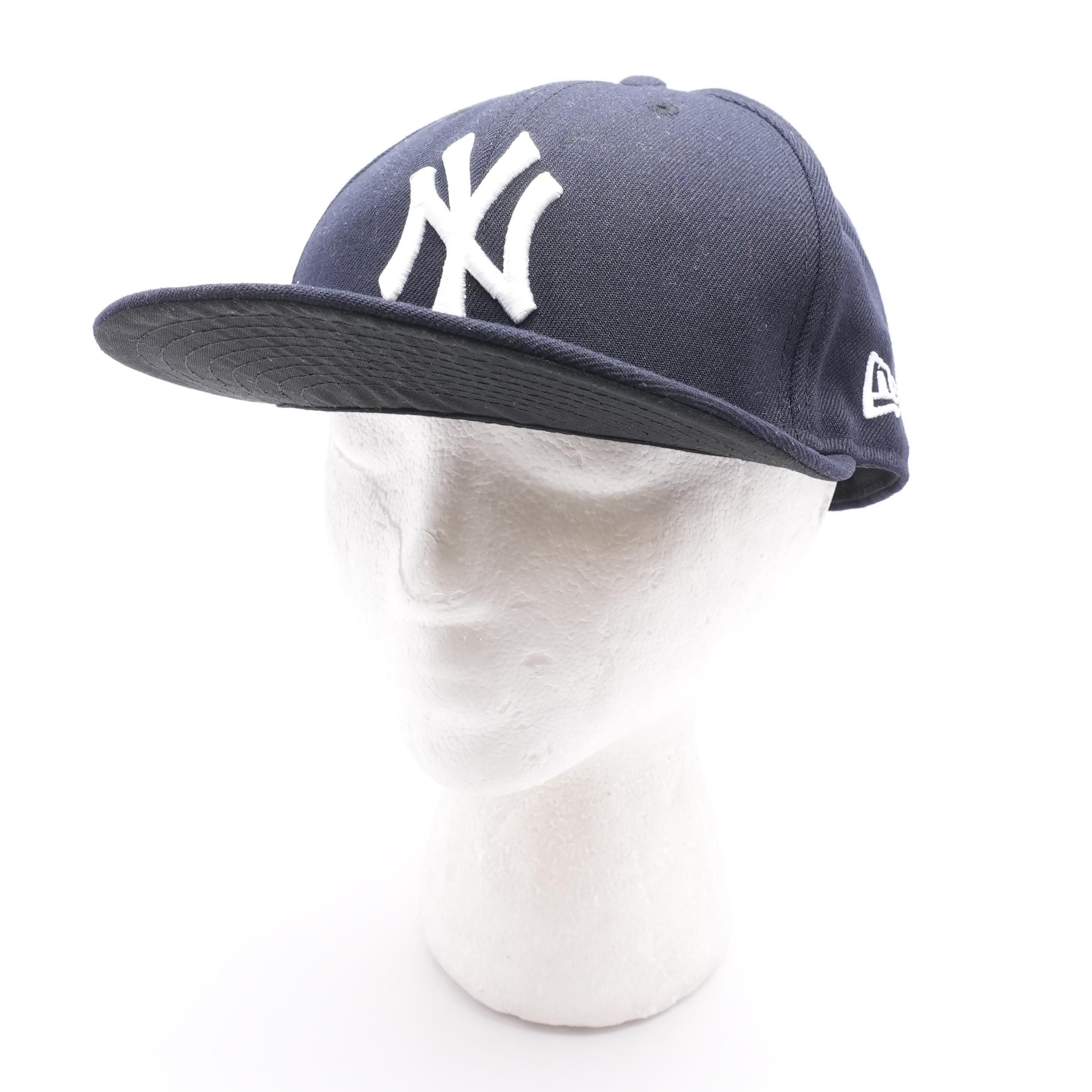 Black NY Flat Bill Hat – Unclaimed Baggage