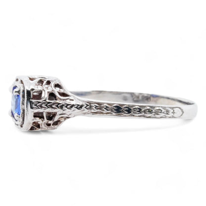 14K White Gold Art Deco Filigree Round Sapphire Band