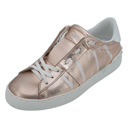 Rockstud VLTN Rose Gold Low Top Sneaker