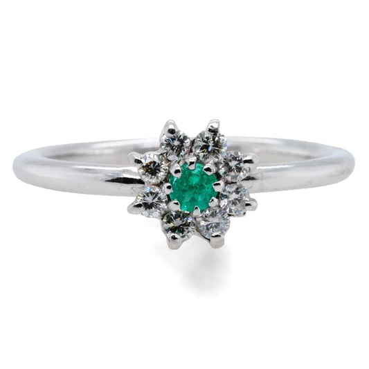 18K White Gold Round Green Stone With Diamond Accents Ring