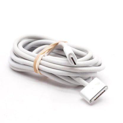 USB-C to MagSafe 3 Cable in Silver