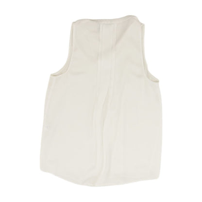 White Solid Sleeveless Blouse