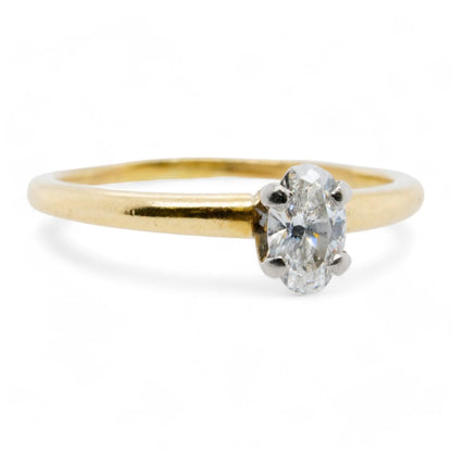 18K Gold Oval Solitaire Diamond Engagement Ring