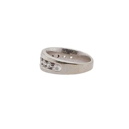 14K White Gold Round Diamond Band