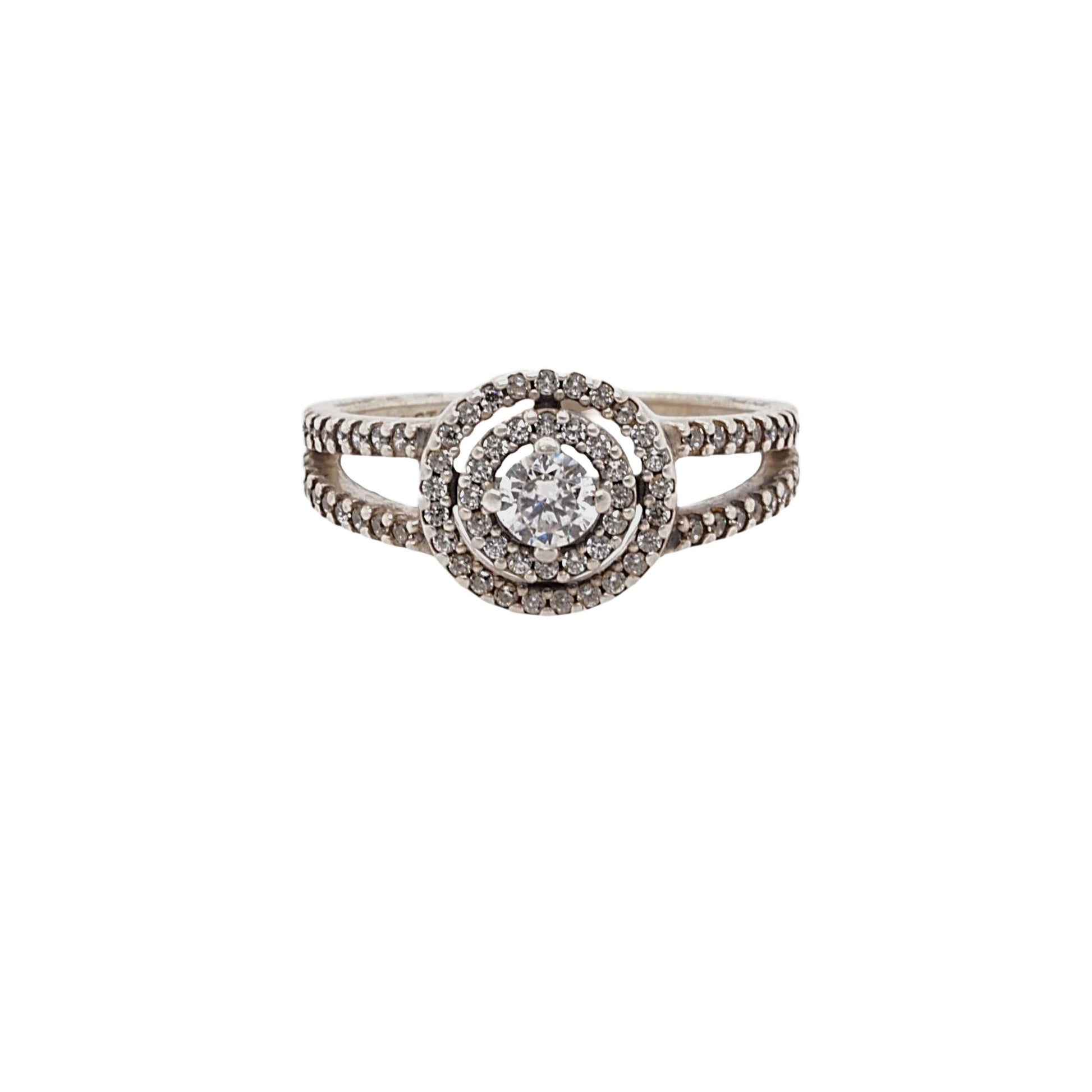 Sparkling Double Halo Ring